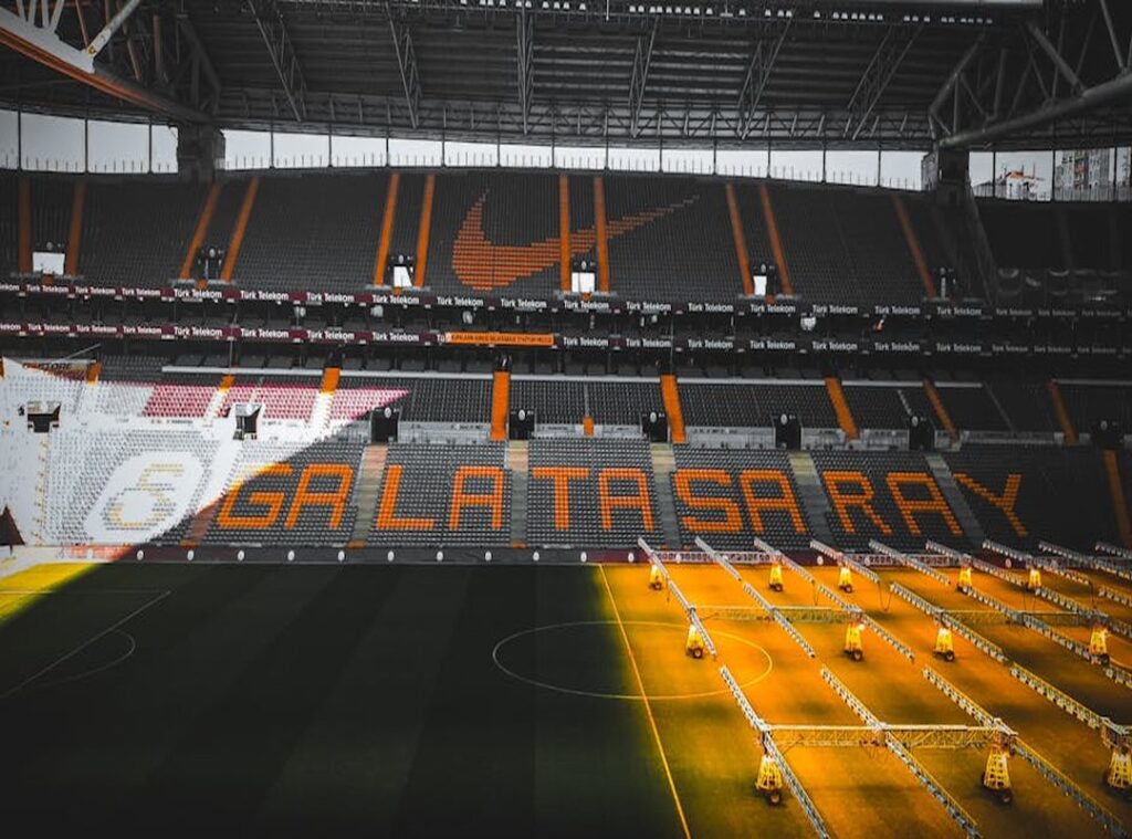 manchester united - galatasaray tijdlijn